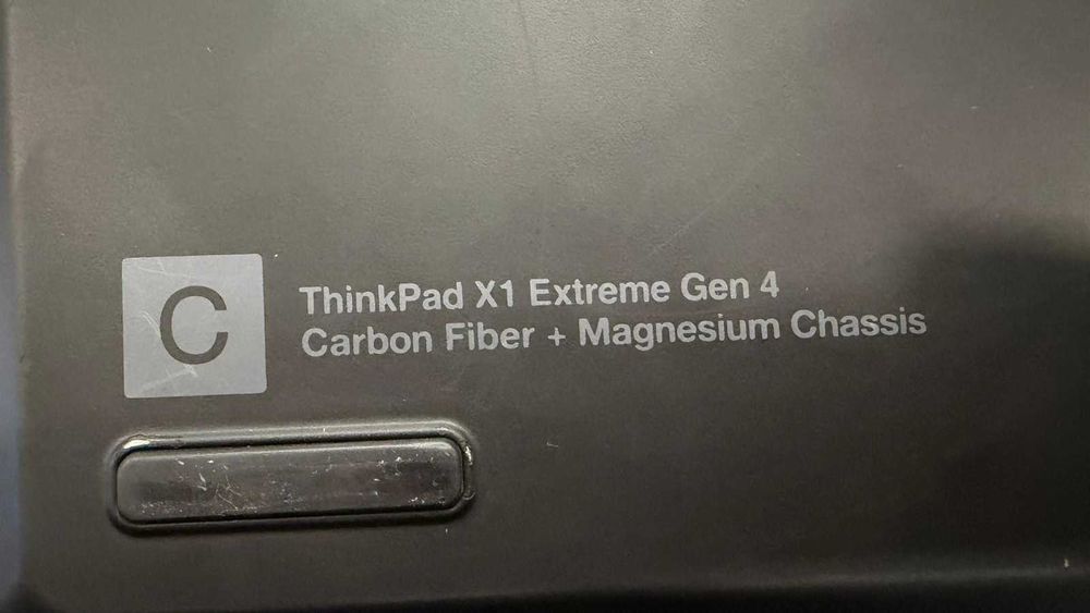 Lenovo ThinkPad X1 Extreme | Intel i7-11850H RTX 3050 Ti 64GB RAM 1TB