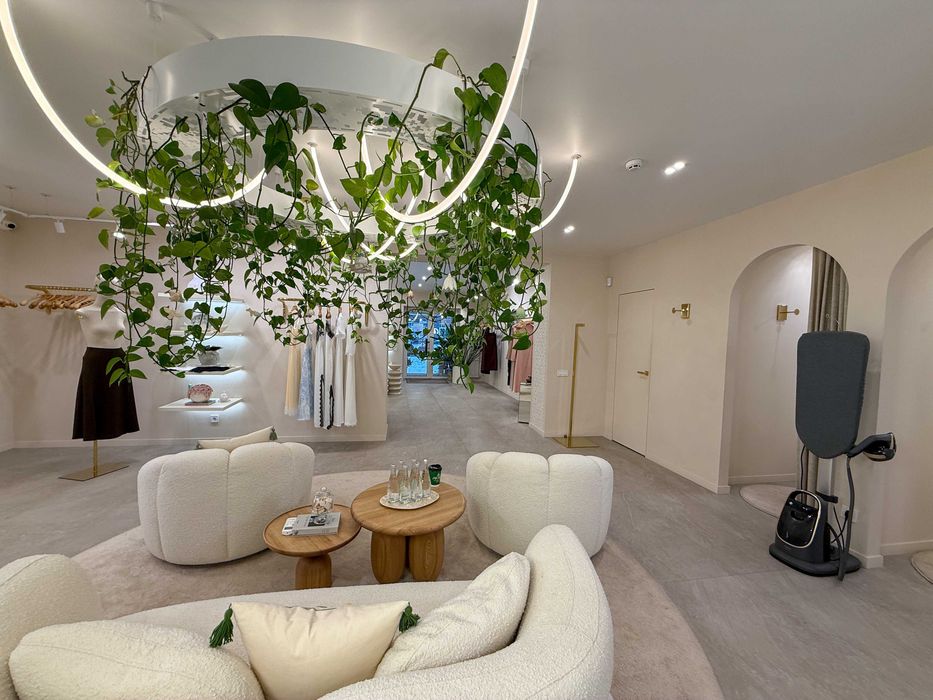 Фасад комерційне приміщення 87м² В.Тютюнника 56 м.Либідська Безкомісії