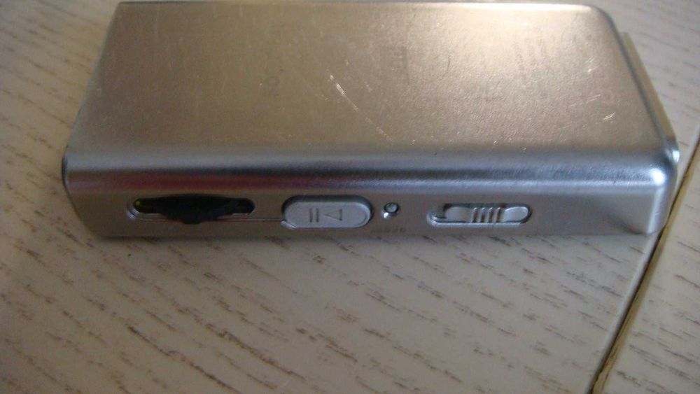 MP3-плеєр Transcend T-Sonic 840 8GB