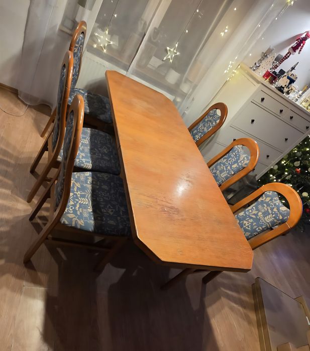 Stół rozkładany drewniany + 6 krzeseł