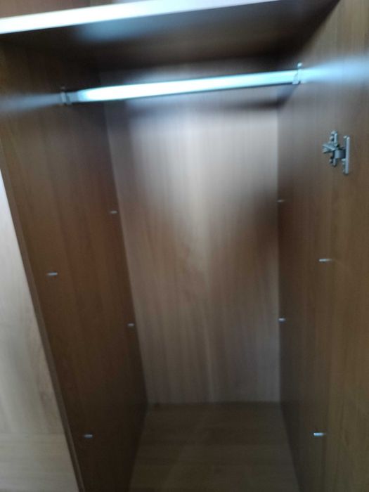 Szafa 3 drzwiowa z lustrem