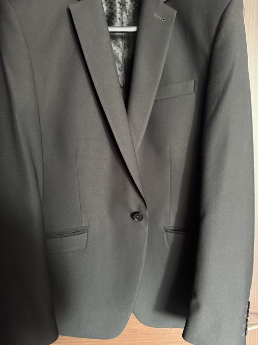 Meski garnitur czarny