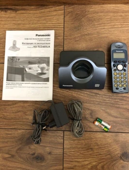 цифровой беспроводной телефон Panasonic с автоответчиком