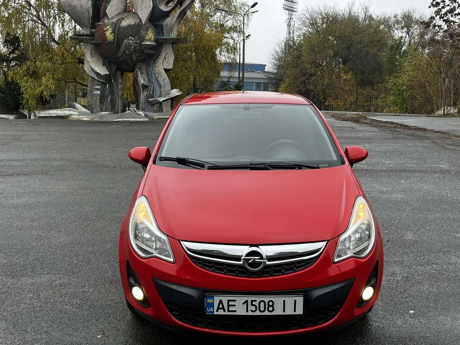Продам Opel corsa 2012 автомат