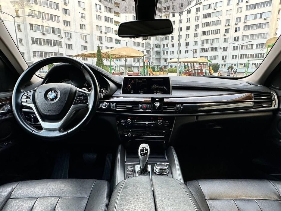 BMW X6 F16 2015 3.5бензин