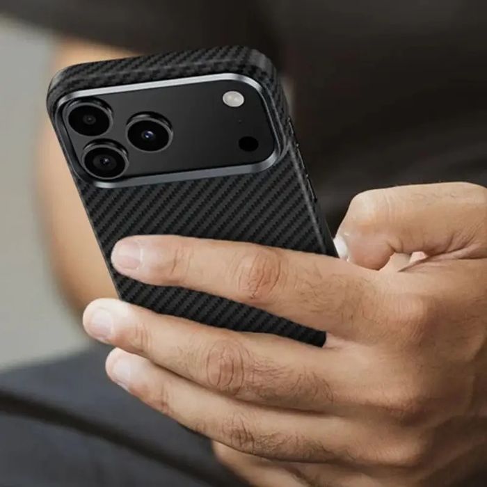Чохол на iPhone 17 pro