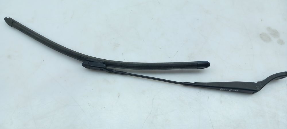 Haste / braço de escova limpa vidros frente esquerda RENAULT Twingo II