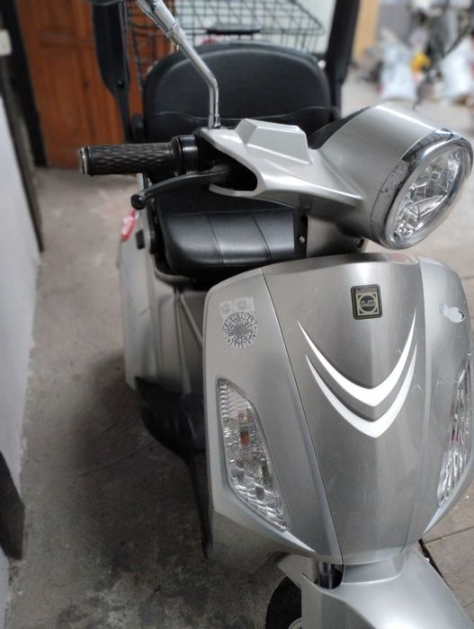 Skuter elektryczny wózek inwalidzki