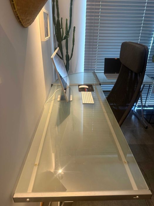 Biurko szklane narożne duże