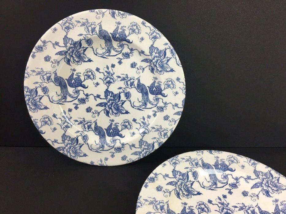 2 Pratos STAFFORDSHIRE, Pássaros do Paraíso, Azul e Branco. Raros
