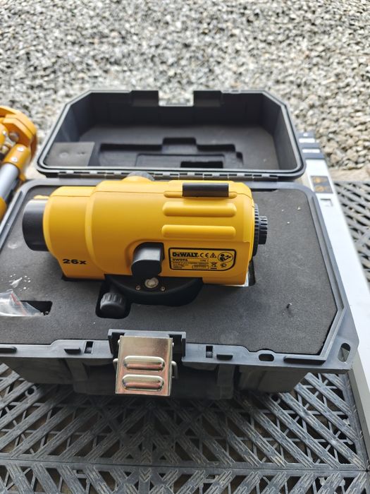 Niwelator optyczne DeWalt DW096