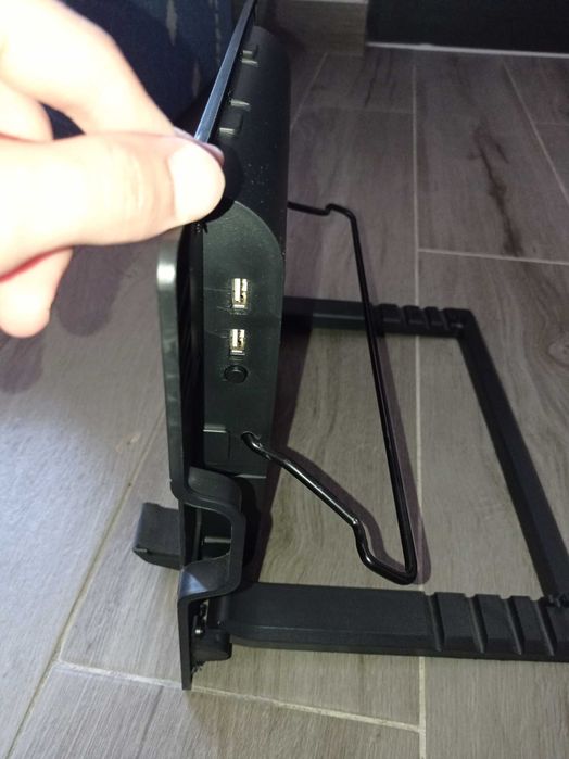 Suporte e ventoinha de computador (PC) com luz led