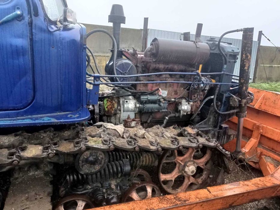 Продається трактор ДТ-75 бульдозер, в робочому стані. Без документів