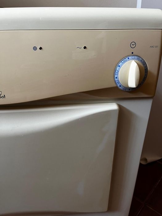 Máquina de secar roupa - Whirlpool