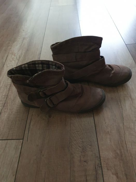 Botki kozaki jesienno wiosenne za kostkę brązowe roz. 39