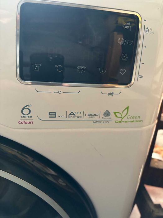 Pralka Whirlpool AWOE-9122
