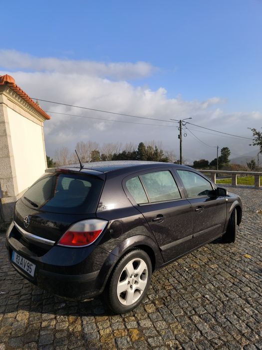 Opel Astra H 1.3cdti 2005
Cilindrada: 1.3 cdti
Ano: 2005/11
Cavalos: 9