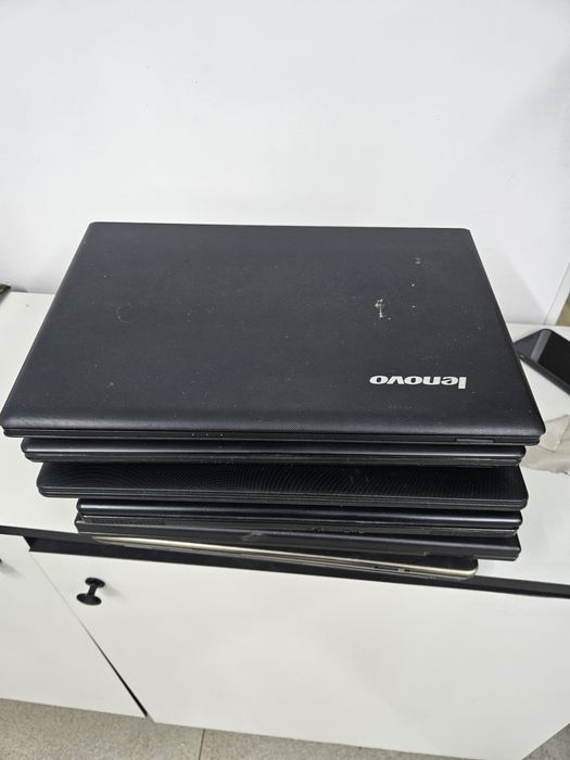 Ноутбуки на запчастини