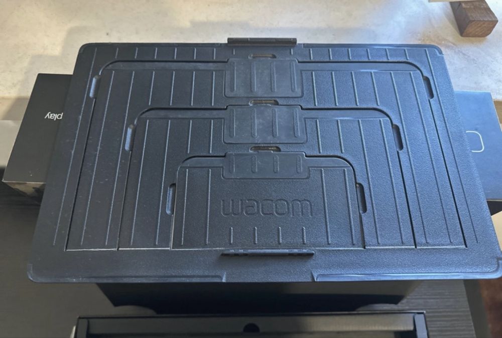 Wacom Cintiq 13HD Mesa Digital