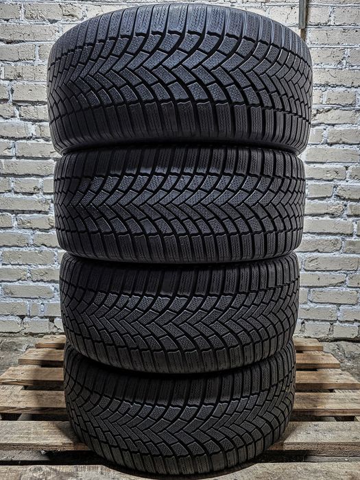 Зимові 235/45r18 Bridgestone | 2023 | Комплект / 4шт | Преміум шини | Ідеальний стан, без пошкоджень, без ремонтів, без дефектів