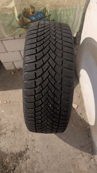 Opony zimowe Premium Bridgestone Blizzak 215/60/R16