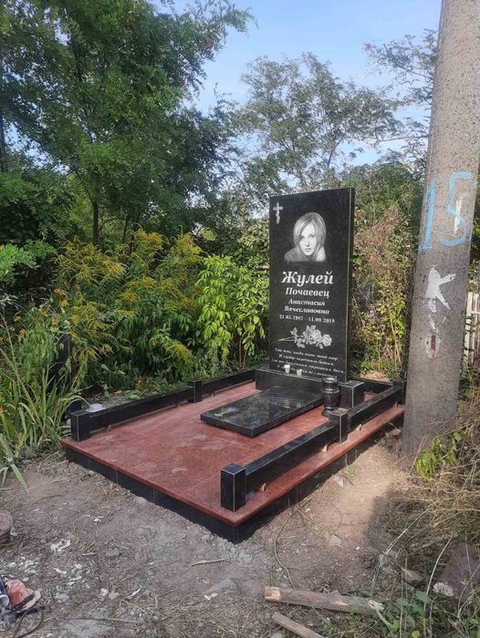 Памятники из гранита пам'ятники з граніту