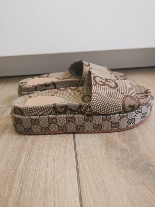 Klapki nowe Gucci