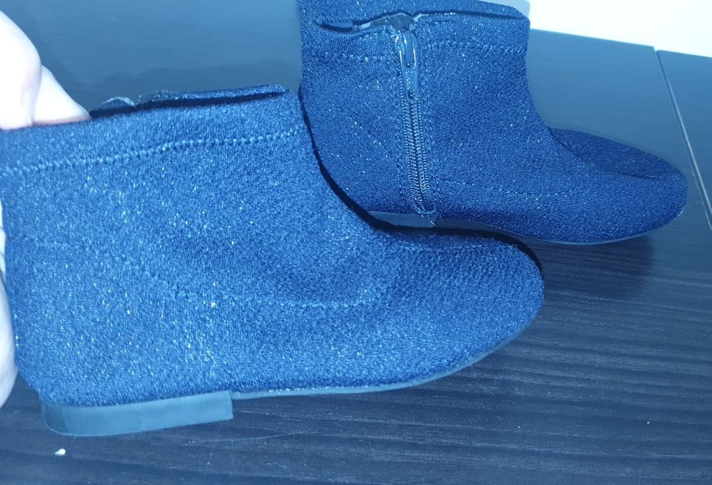 Botas de menina novas
