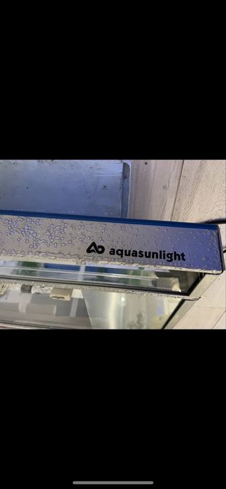 Lampa do akwarium morskiego