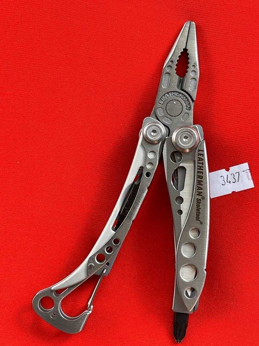 Мультитул Leatherman  Skeletool  SX 0.3437