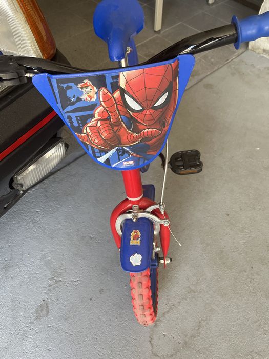 Biciclecta de crianca