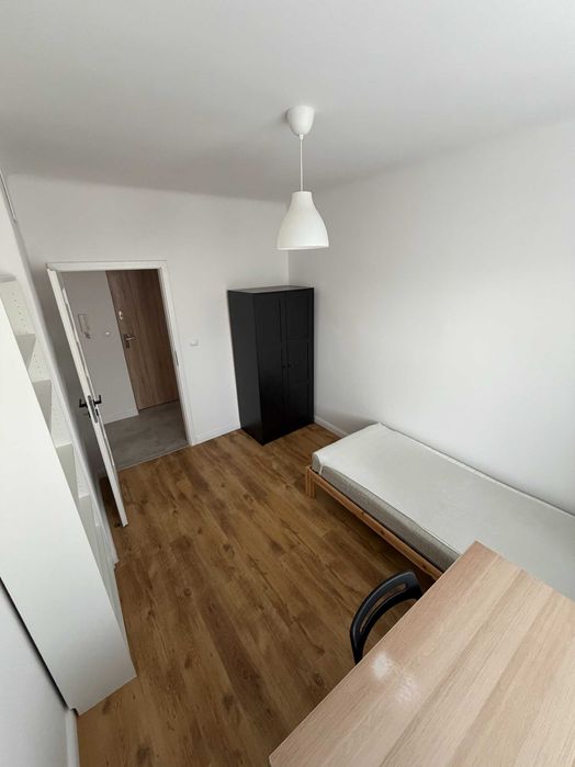 2 Oddzielne Pokoje + Kuchnia Oddzielna, Piwnica, Parking, Metro Młynów