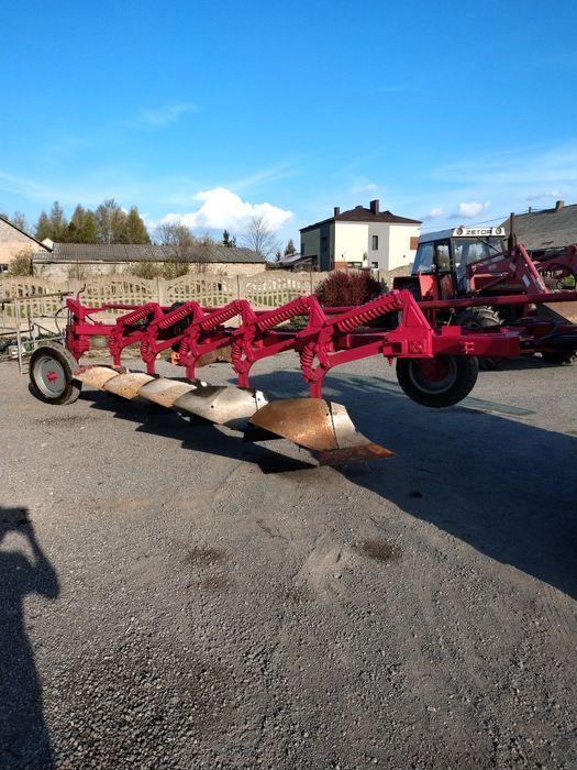 Pług polzawieszany 5 skib Unia Grudziądz