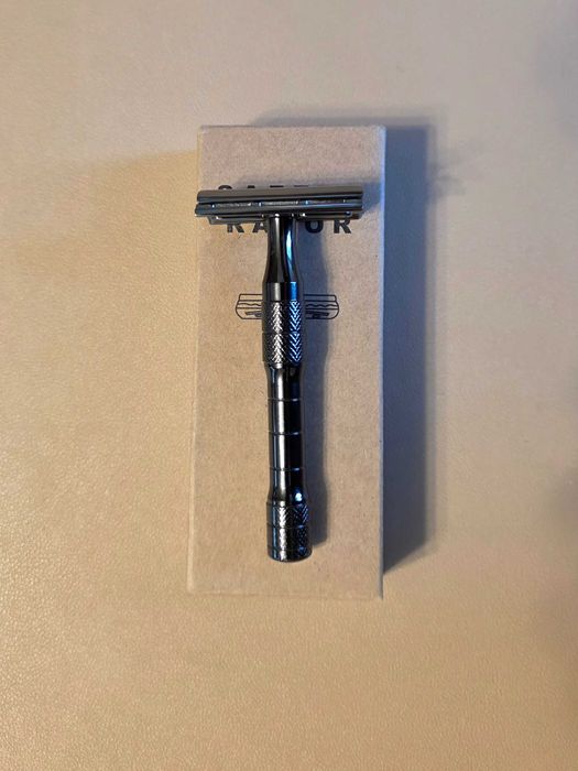 Станок для бритья Т-образный iRazor (Gillette Tech)