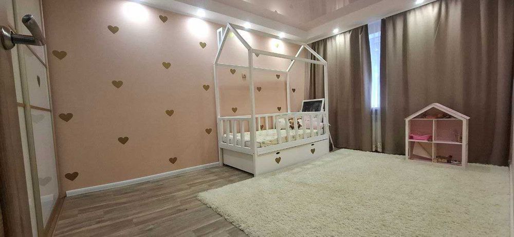 Сдается 2-х комнатная квартира на Артема