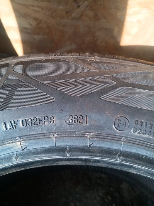 2z opona 225/60R18 Continental