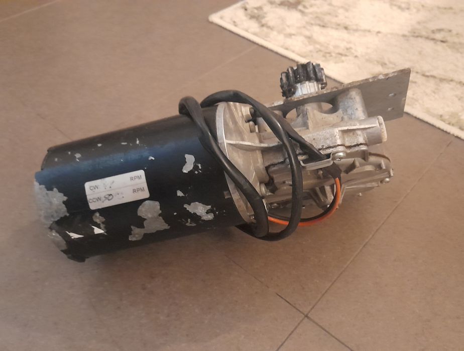 Motor Doga 12v cw41 ccw50