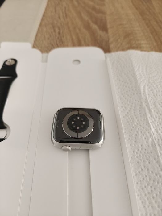 Apple watch series 8 silver 45 mm