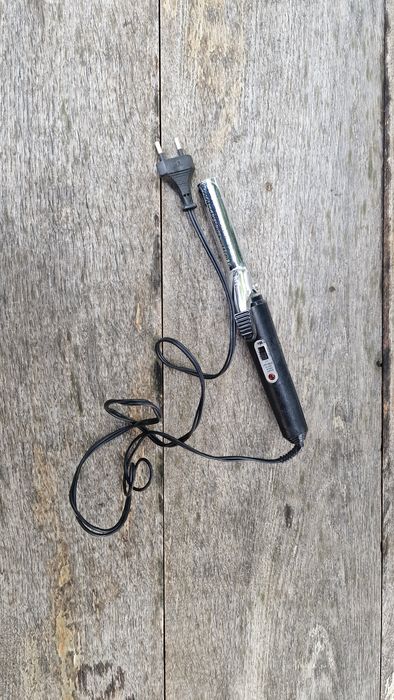 Плойка для волосся