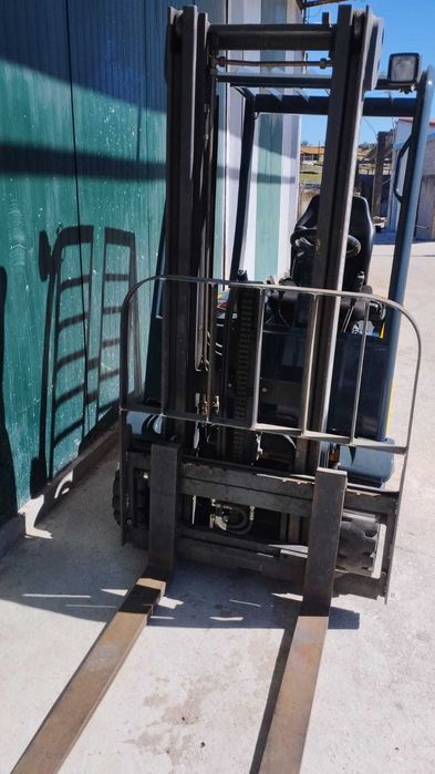 Empilhador eléctrico Jungheinrich EFG-DF16L de 1600 kg (2555)