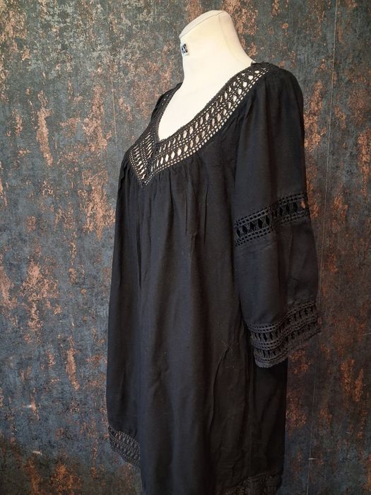 Czarna letnia sukienka w stylu boho przewiewna rozmiar M