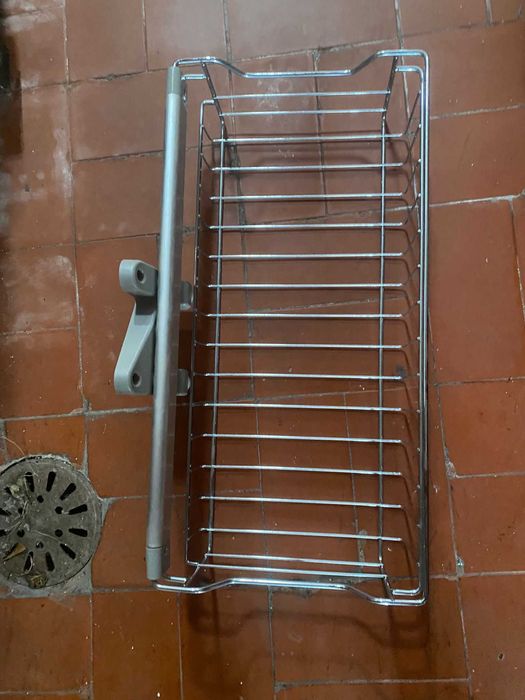 Gaveta retrátil para interior de móveis