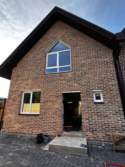 Продаж Дуплекс 100 м2 , 2 сотки , Зубра , Баварська кладка. Забудовник