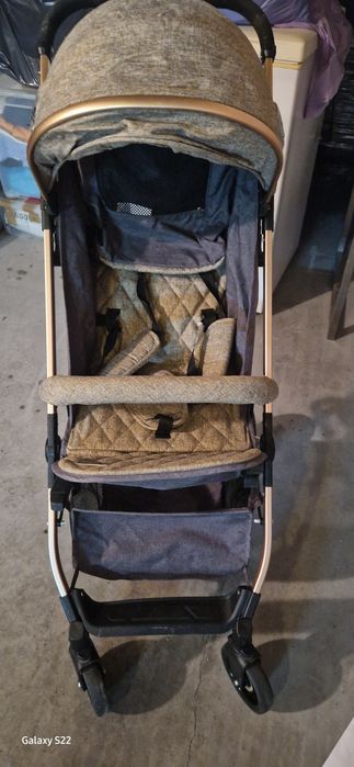Carrinho de passeio bebé
