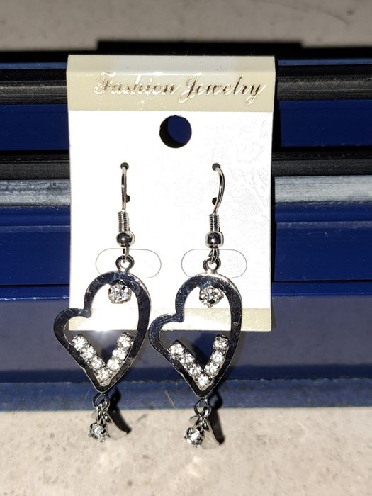 Brincos novos, nunca usados