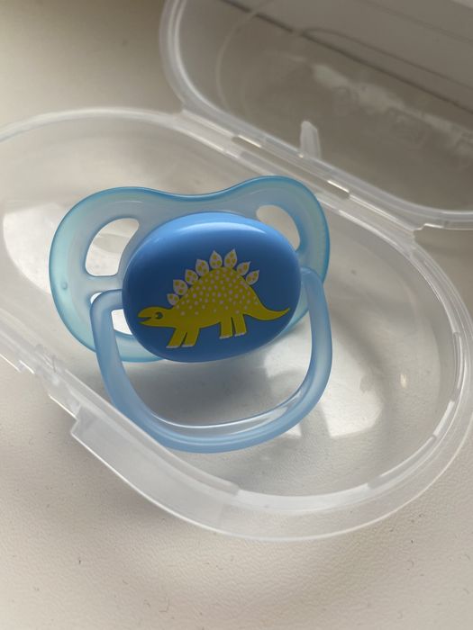 Пустушка силіконова Avent ultra air 0-6 м.