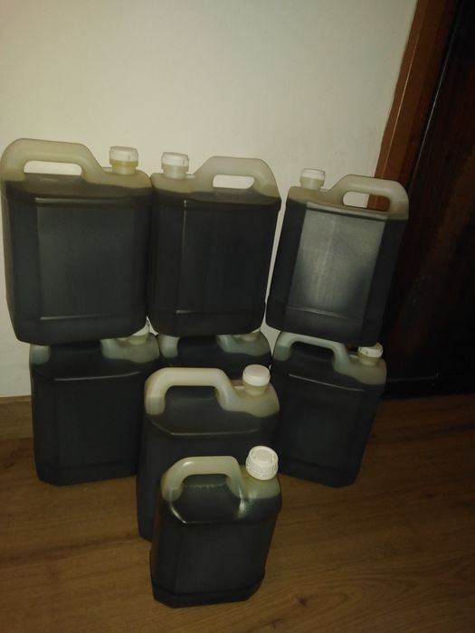 Vende se azeite otima qualidade