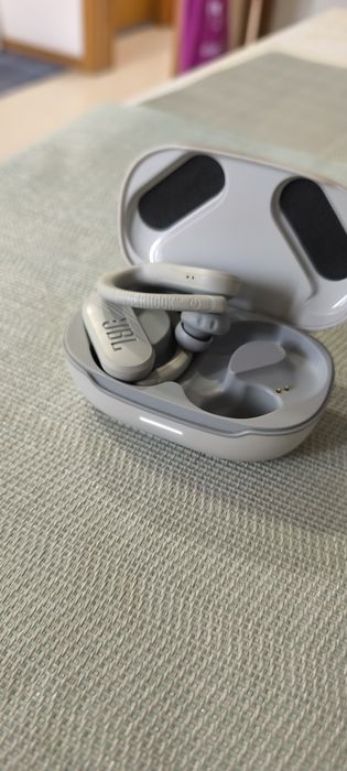 Fones JBL Endurance Peak 3