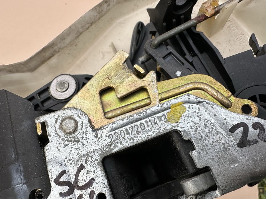 Mercedes W220 zamek drzwi prawy przód softclose keyless go dociąganie