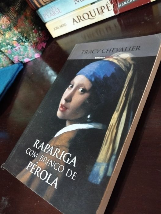 Livro "A rapariga com brinco de pérola"